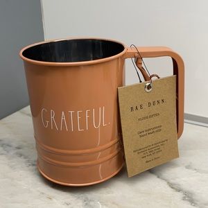 Rae Dunn Grateful Flour Sifter